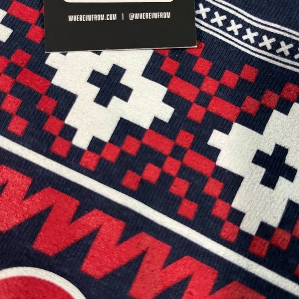 Boston Navy Holiday Crewneck - Picture 4 of 5
